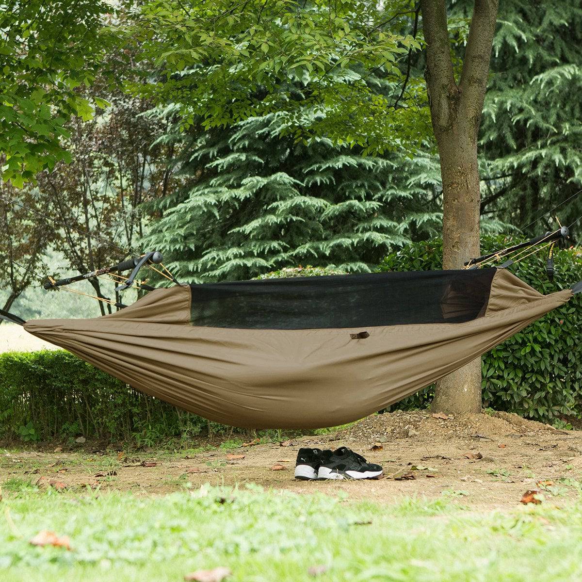 SURVIVOR Portable UV-Protected Waterproof Camping Tarp