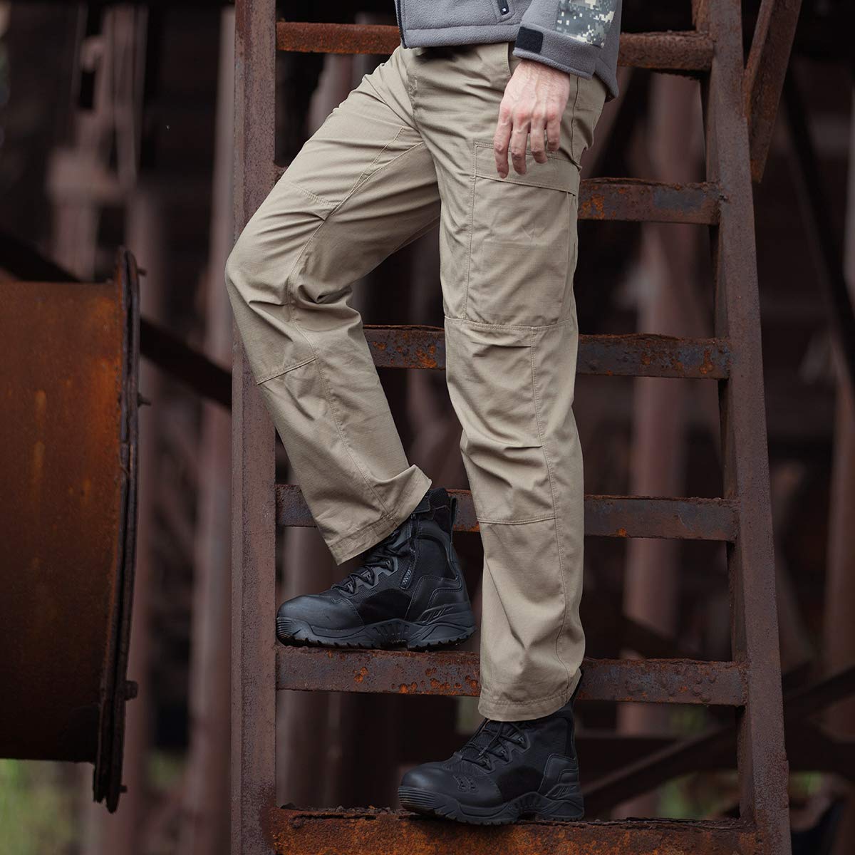 Pantalones cargo tácticos resistentes al agua para hombre de COVERT