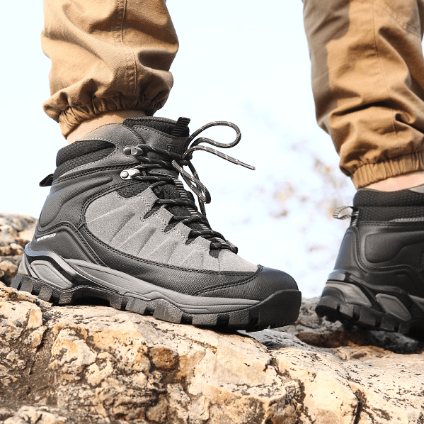 4.6 Men s Lightweight Waterproof Hiking Boots